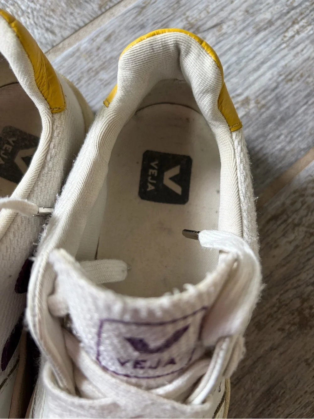 Veja V-12 Sneaker size 7 Free people